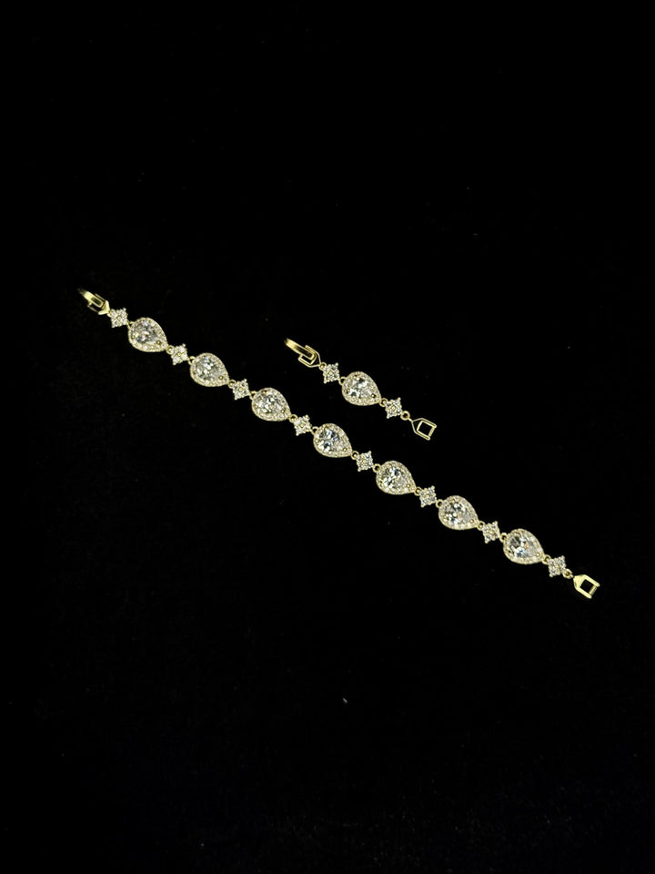 Star Drop Bracelet - MyGarments