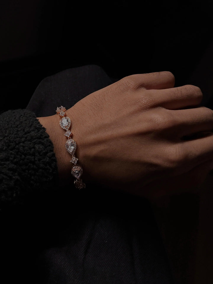 Star Drop Bracelet - MyGarments