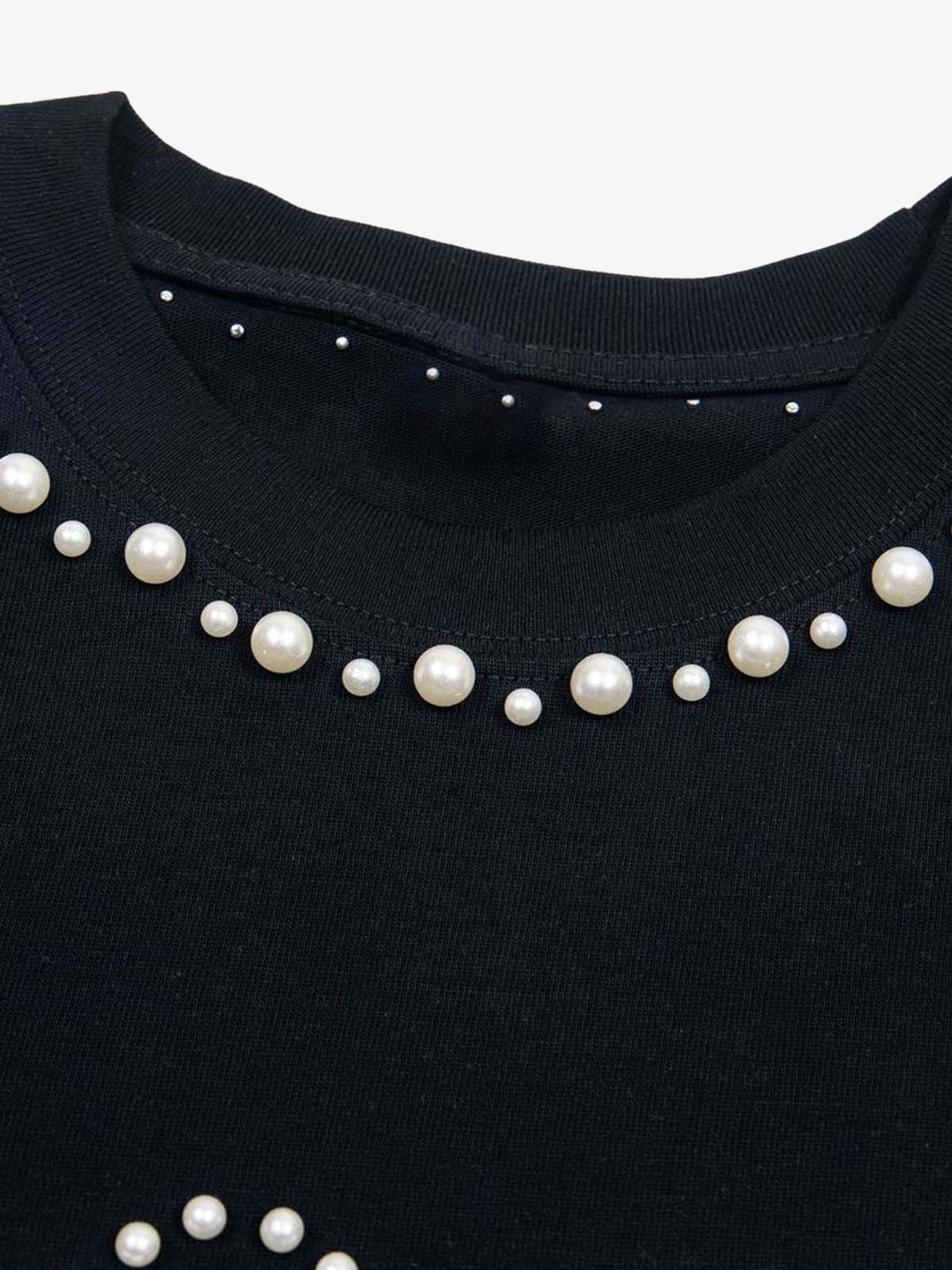 Elegant Pearl-Embellished Oversized T-Shirt