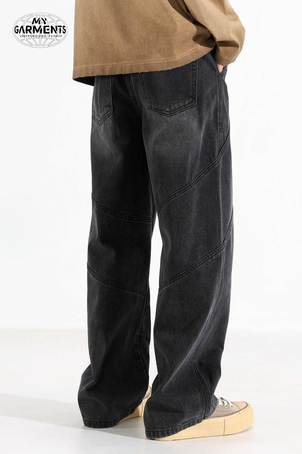 'Fragment' Baggy Jeans